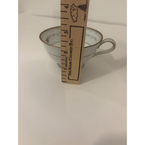 Noritake Joanne 2486 Vintage Porcelain Teacup With Gold Trim Approx 3.75 x 2.25” - Picture 4 of 5